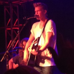 La Da Dee/Wake Me Up - Cody Simpson - Live