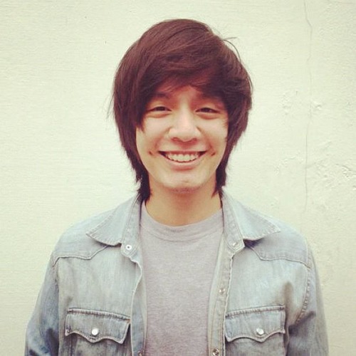 อยู่ก่อนได้ไหม (Please Stay)