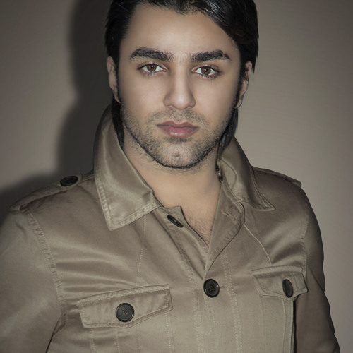 Darmiyaan (unplugged cover) by Hassan Abbas Rai