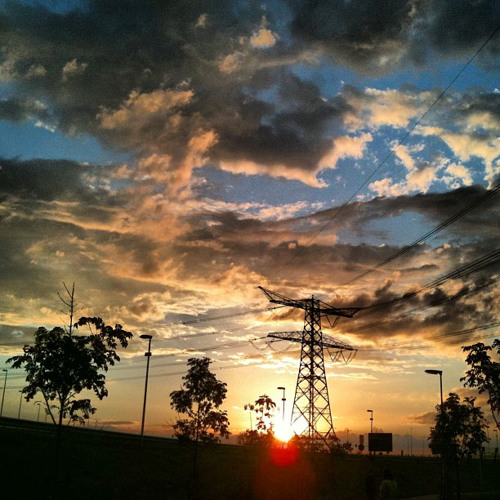 Buju Banton - Move Yu Body - 2TiMES Refix