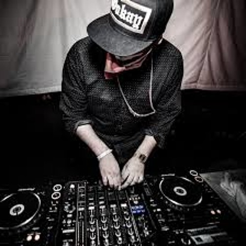 Trap God mix - mouse trap ft. M/\ILER