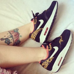 EL FRODO,FRANCHU Y EL TENSO- ANUNNAKIS EN AIRMAX