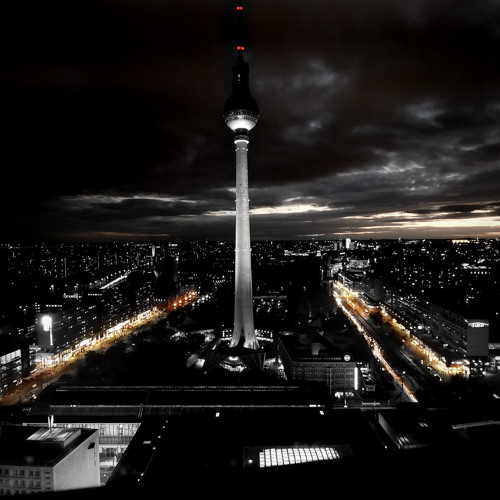 Zahni LIVE! @ M.i.K.Z. Berlin 1st February 2014 Always the hard Way