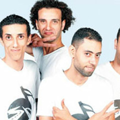 فريق شوارعنا . يعني ايه بيرق صوتي لما باجي اكلميك ؟