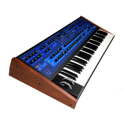 Dave Smith PolyEvolver Hardware synthesizer Demo