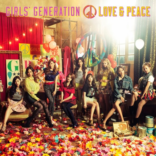 Girls' Generation 少女時代 'LOVE&GIRLS' at UNIVERSAL STUDIOS