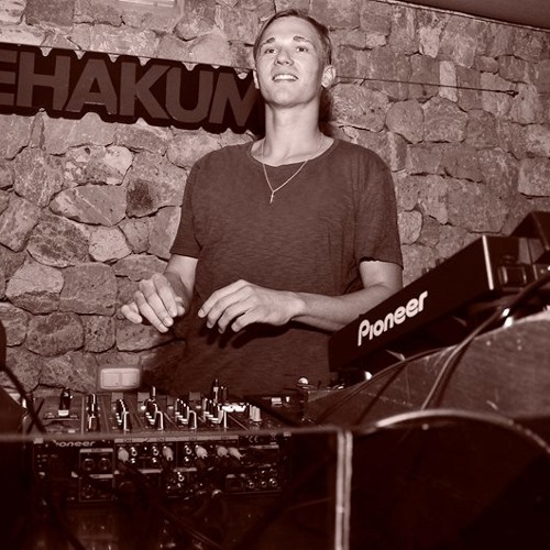 Steffen Deux  Kehakuma @Space