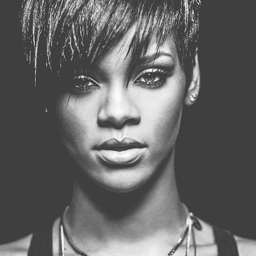 Stream Rihanna - Love The Way You Lie (Bentley Grey Nu Disco.