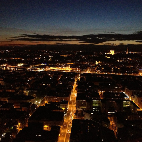 Essen_ko - Stomp Storm (Poperttelli re-?)