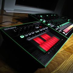 ROLAND AIRA FAMILY JAM :)