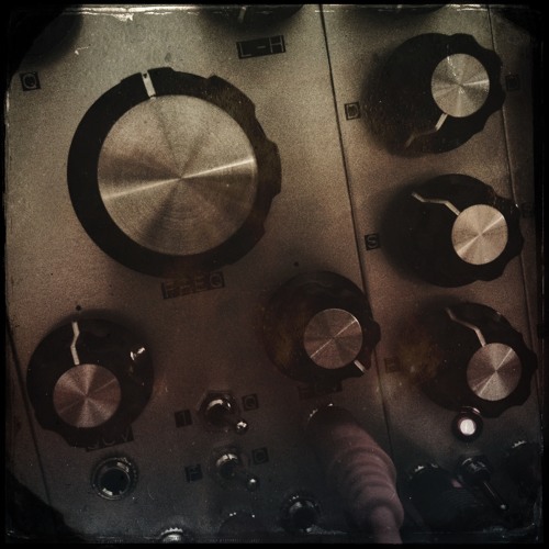 Debugnus - Pittsburgh Modular S&H and Loops from NI's Damage
