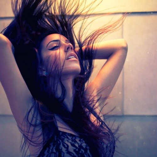 Fall Out Boy - Light Em Up (Nick Thayer Dubstep Remix)