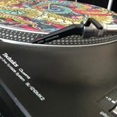 MC TRIK-E B2B MC TWIST