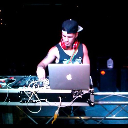 Jonalfre -Setiadora Prod. By Dj Raymond La Innovacion De Los Mixeos