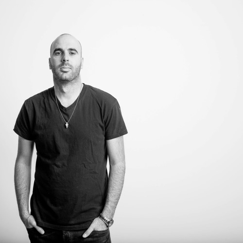 Nadav Vee \\ Playroom Lil Charlies NY \\ Nov 2013