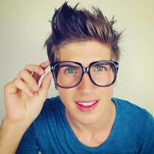 Joey Graceffa - Collar Full (PANIC! AT THE DISCO) COVER!