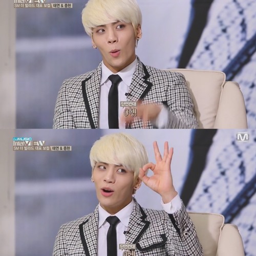 Jonghyun Singing Blue Night Logo Song Live