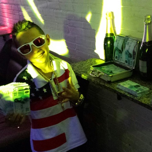 MC NEGAO - BEIJA LOGO -(LANÇAMENTO 2014 )