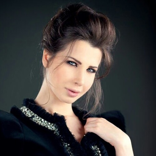 اعمل عاقلة at نانسي عجرم