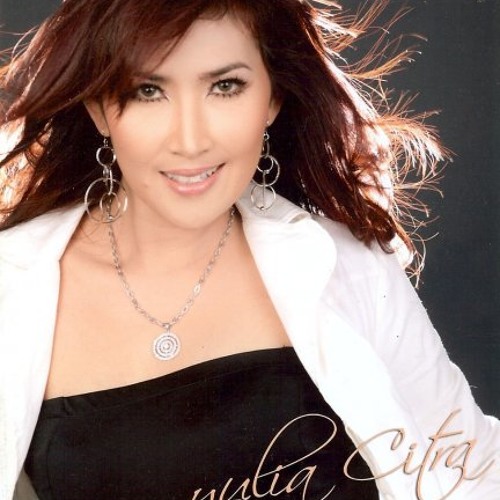 Stream Yulia Citra - Pestamu Dukaku by Blog Dangdut Indonesia | Listen ...