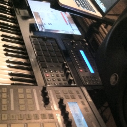 Macaframalama Remix 2014 (X-RAIDED and LEVIATHAN)