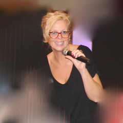 L'AURORE. Musique de Salvador Poe.