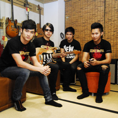 S.D.F - เกิดมาเพื่อรักเธอ