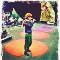 王菲 - 彼岸花(2011年11月27号 -哈爾濱 )remixed and remastered