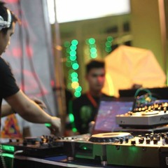 Aaeros - Bedroom Session