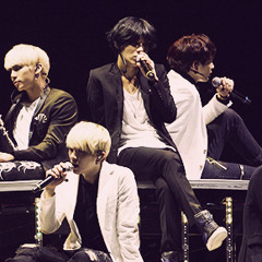 SHINee JAT -  Moon River Walz -