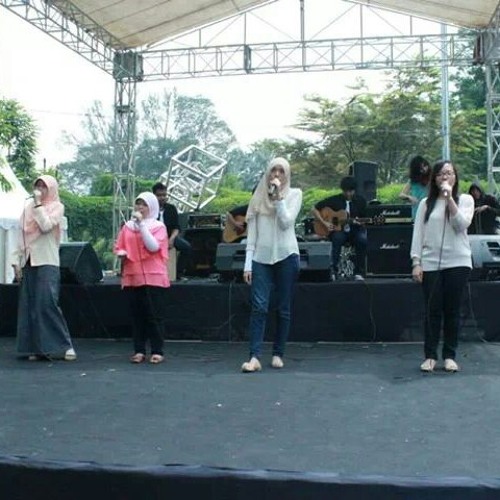 Warna 50 Tahun Lagi Covered By Pharmacoustic By Betcih On Soundcloud Hear The World S Sounds