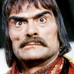 Medina (Minuto De Confianza)  ...  Fue por lana y volvió trasquilado wuajajajajaja!