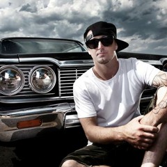 LaryKan - There's No Question (feat Alisa Fedele)