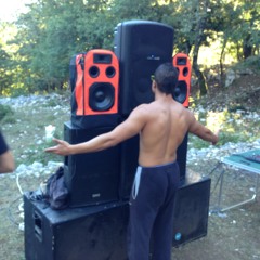 teknoooo