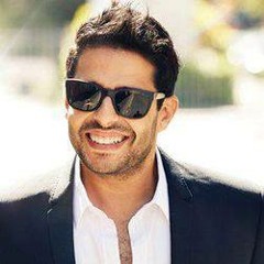 Mohamed Hamaki - Nefsi Aba'a Ganbo  حماقي - نفسي أبقى جنبه