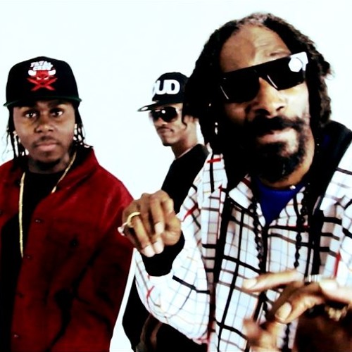AV LMKR CALL U A BITCH FEAT. SNOOP DOGG & KURUPT