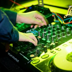 Remember Quasar (Mike Zooka Bootleg)
