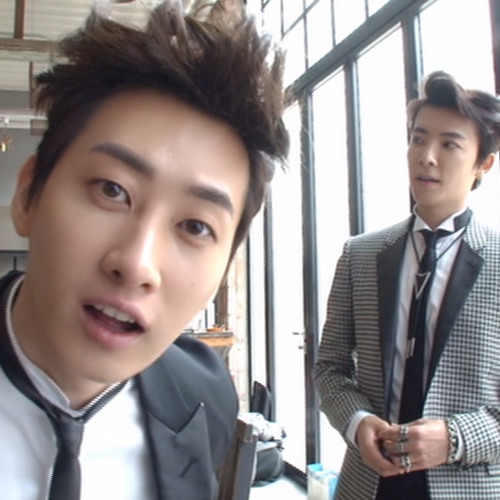 "Bari 5 !" Donghae & Eunhyuk