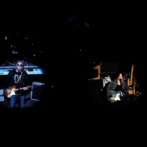 Hall and Oates - Say it isn't so (Majestic Theater 02-24-14)
