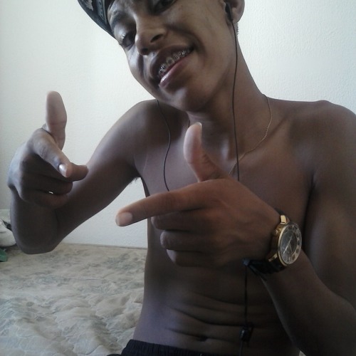 ACAPELA MC TARAPI HOJE EU TO FELIZ HOJE EU TO CONTENTE