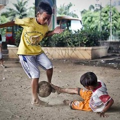 Mereka Ada Di Jalan