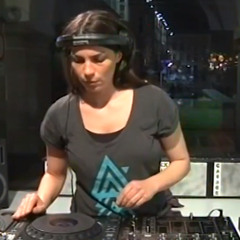 ravissa-live-on-madhou5etv