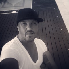 Benjamin Brighton LIVE @ KAUFLEUTEN ZURICH ★