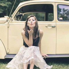 Brooke Tomlinson - American Love Cliche