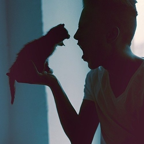 bHumro -Lomaticc Feat Sunny Brown