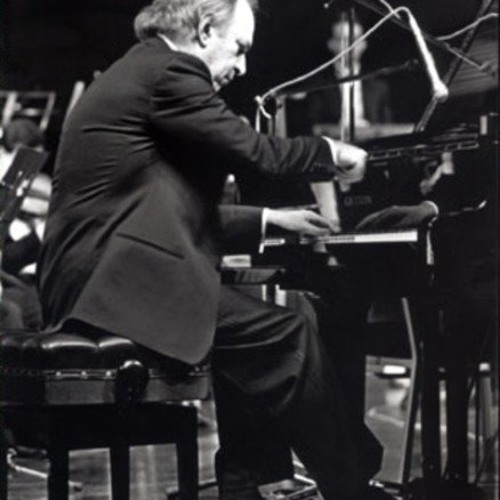 البَخيل .. وَ أنا ~