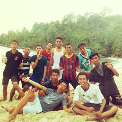 Andra and The Backbone - Hitamku