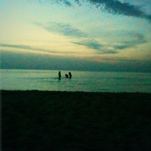 Weekend (Demo)