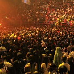 Youssou N'dour Bercy 2013-Baykat et Set ( Live mic iPhone )