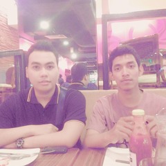 Akhir Cerita Cinta ( Cover By Aldio Feat Ilham )